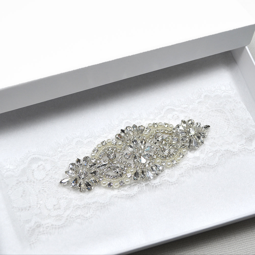 Eva White Eyelash Lace Rhinestone Bridal Garter (2 Colours)